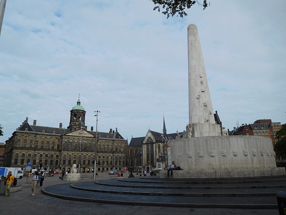 Dam Square with the Royal Palace, the Nieuwe Kerk and the National Monument
