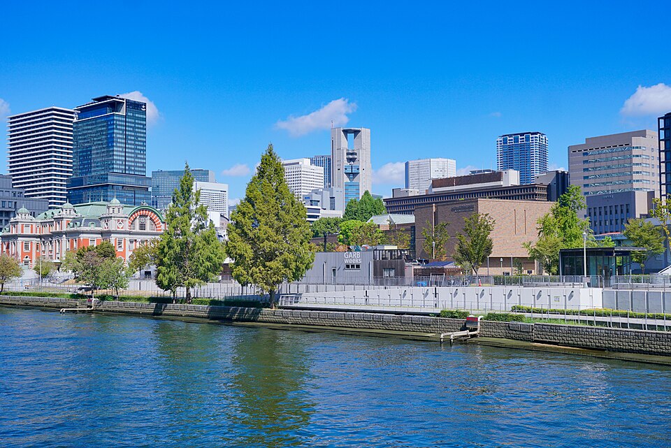 The river at Nakanoshima, the red-brick public hall among office towers